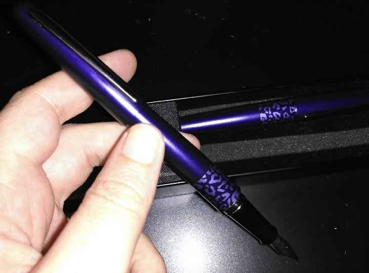 Pluma para firmar !!! - 1