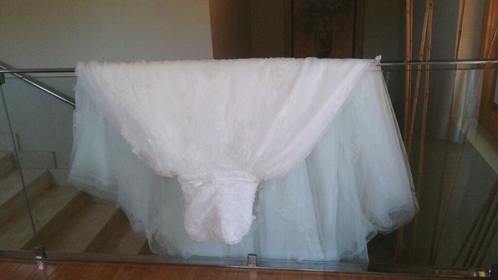 El vestido tras el día b: impregnado de recuerdos - 1