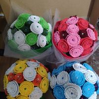 Ramo de flores con cartulina y goma eva - 1