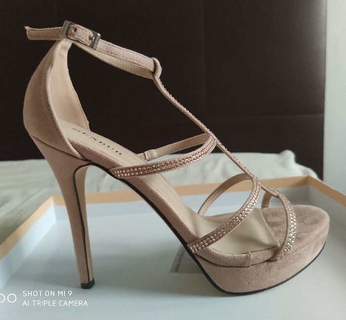 ¿Encontraste la talla de tus zapatos a la primera? 👠 3