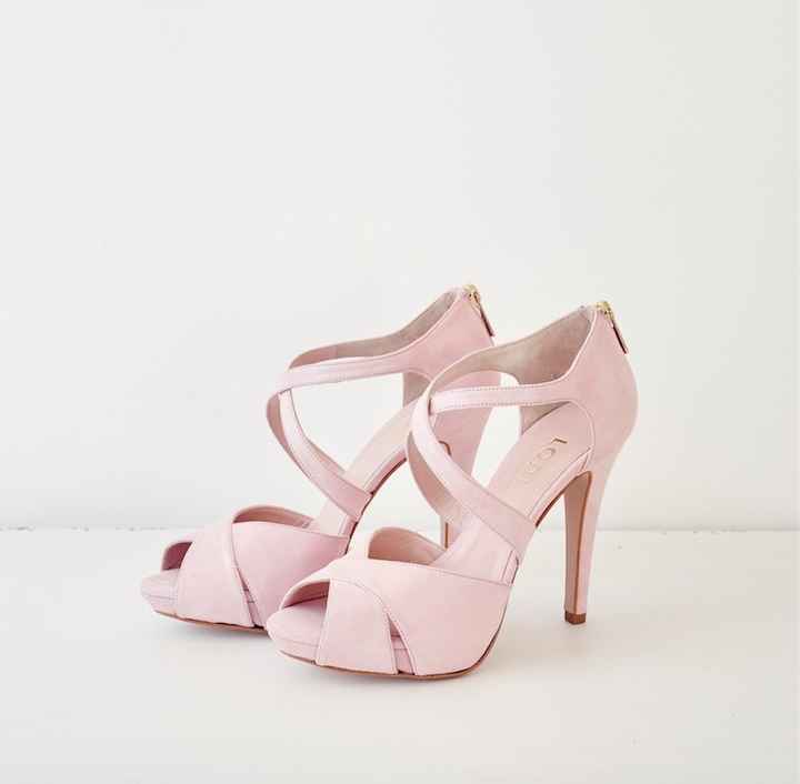 Cómo serán vuestros zapatos??? blancos o de color? - 1