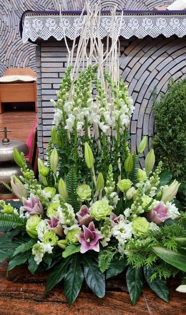 Decoración floral de la iglesia 3