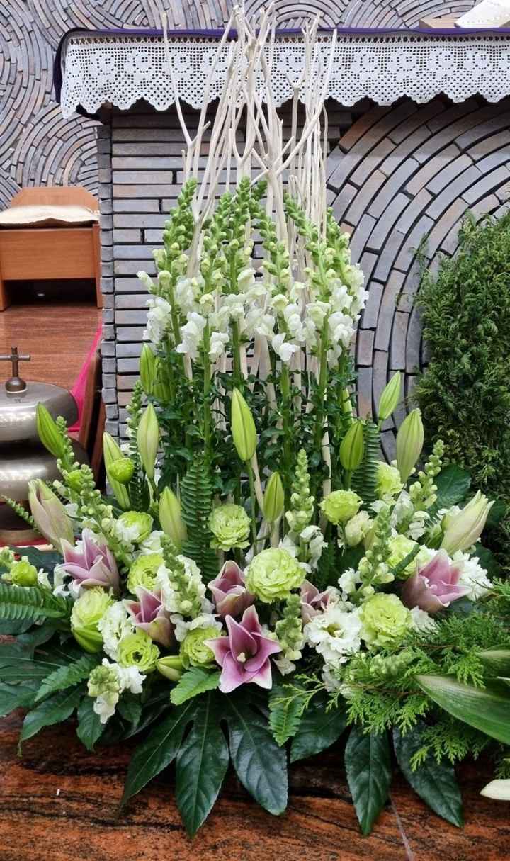 Decoración floral de la iglesia - 3