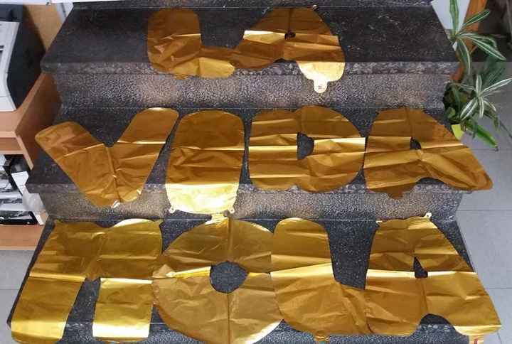 Encima de todo (pegados a la pared o flotando, ya veremos):
