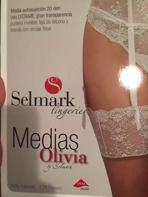 Medias color carne con blonda blanca - 1