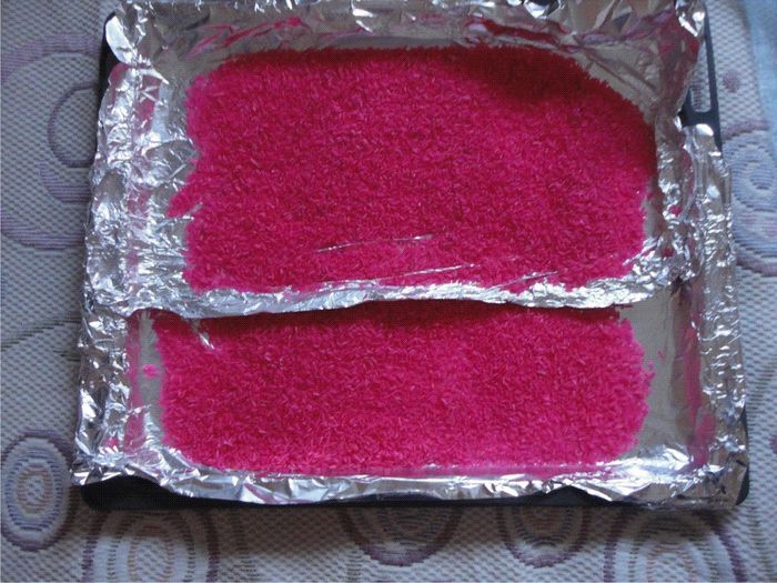 arroz rosa y azul turquesa