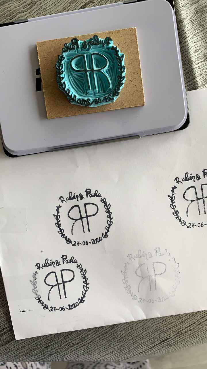 Busco sellos personalizados para mis invitaciones - 1