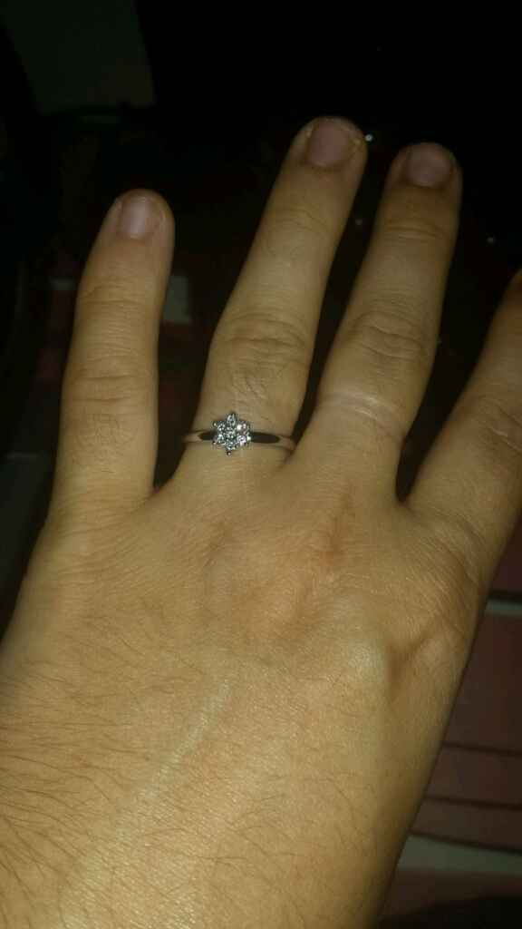 Pongamos todas nuestro anillo de compromiso - 1