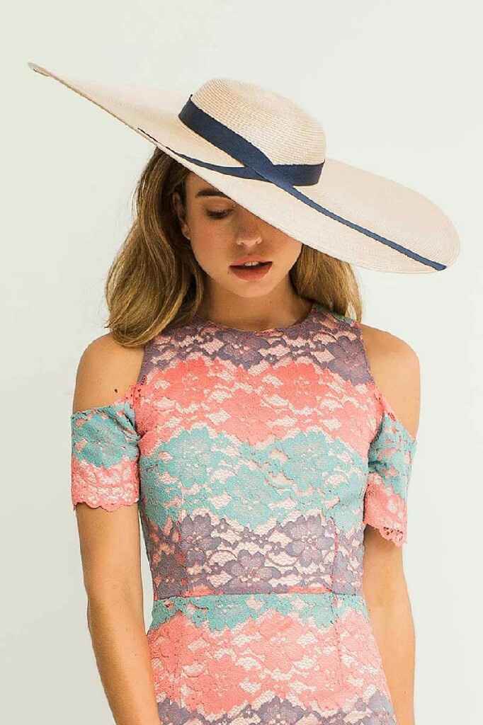  Thinking pink: invitadas - 1