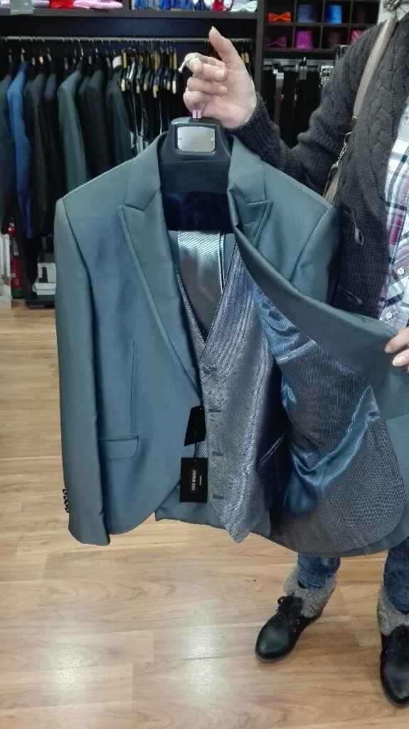 Mi papa ya tiene traje... - 1