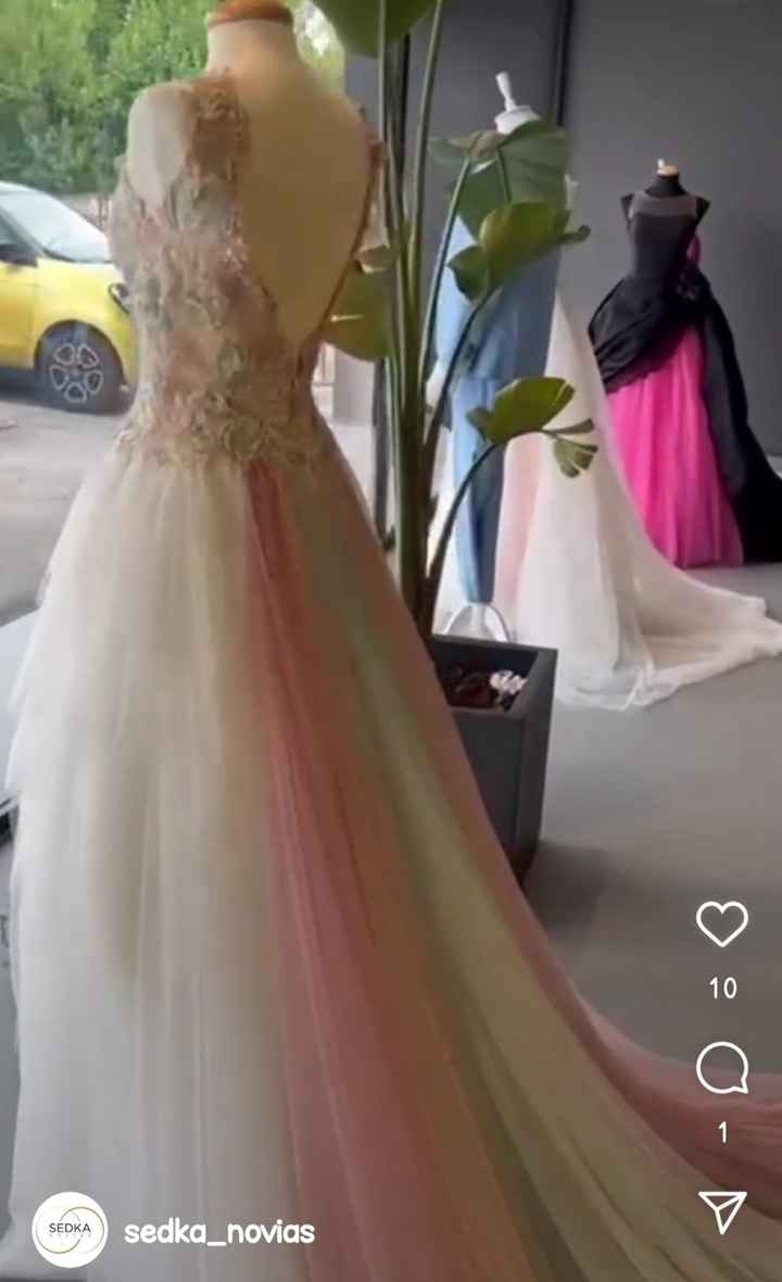 Vestido de novia bordado - 1
