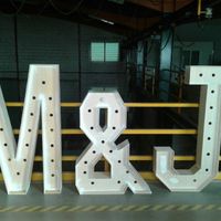 Letras gigantes diy con luces - 1