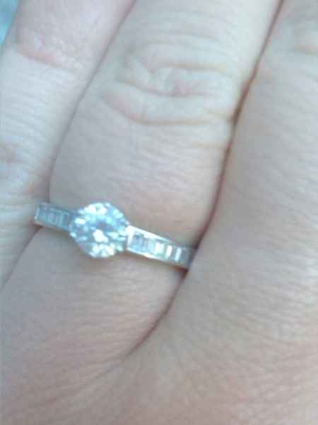 Mi anillo de compromiso - 1