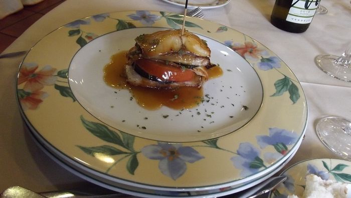 Bacalao a la miel de romero con crujiente de ibérico