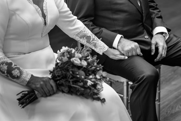 ¿Os cogeréis de la mano durante la ceremonia? 1