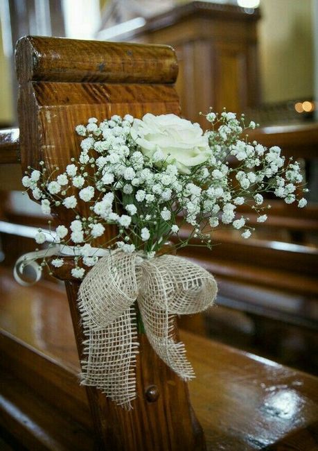 Flores en la iglesia - 1