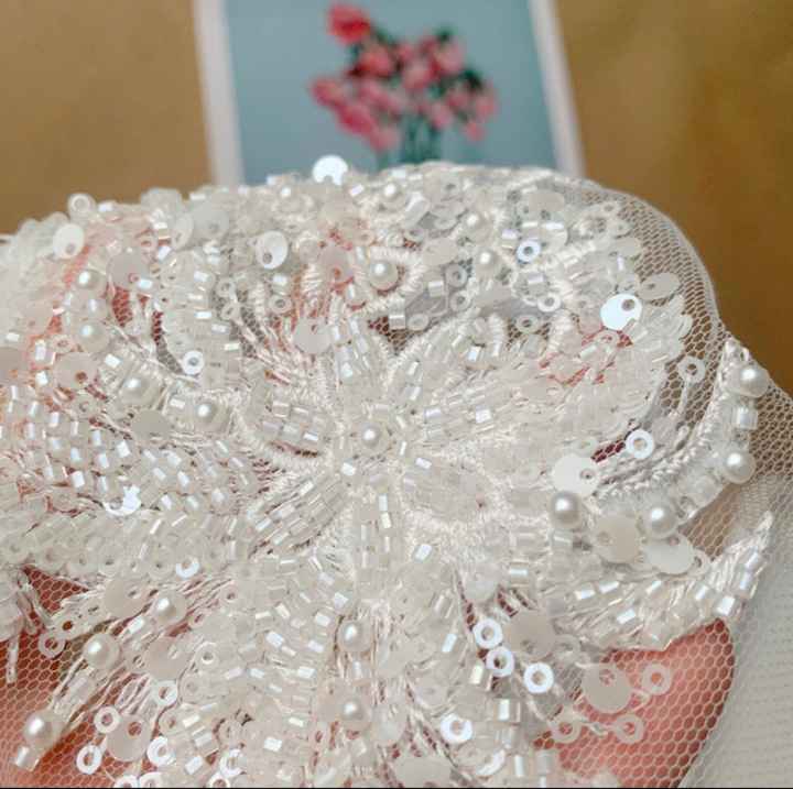 Ayuda sobre detalle del traje - 1