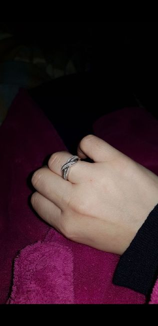  Como es tu anillo de pedida?? - 1
