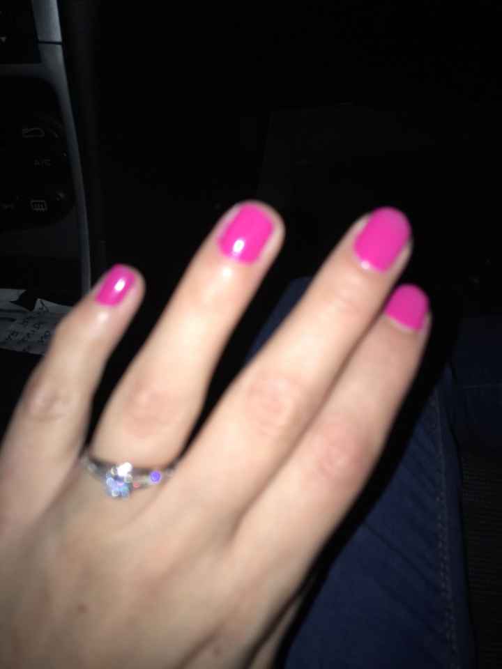 Anillo de compromiso: ¿A o B? - 1