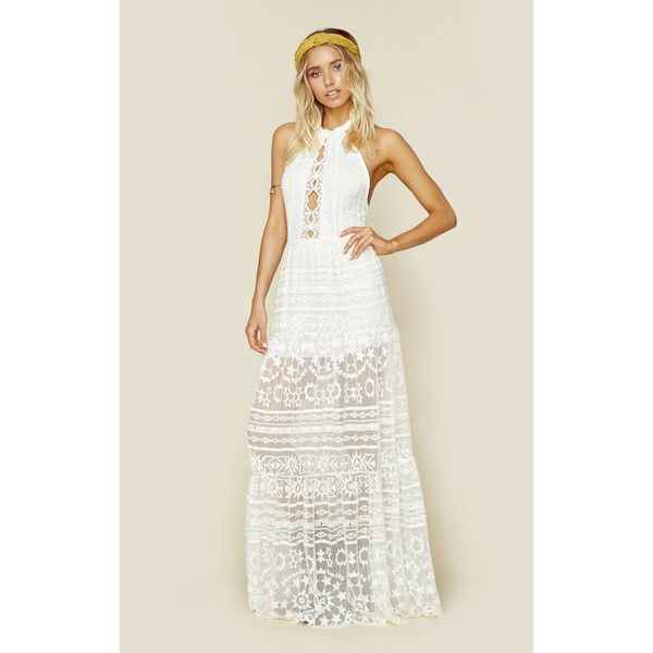 Este es el vestido pero ni tengo esa altura y cuerpo ni me pondría eso en el pelo.