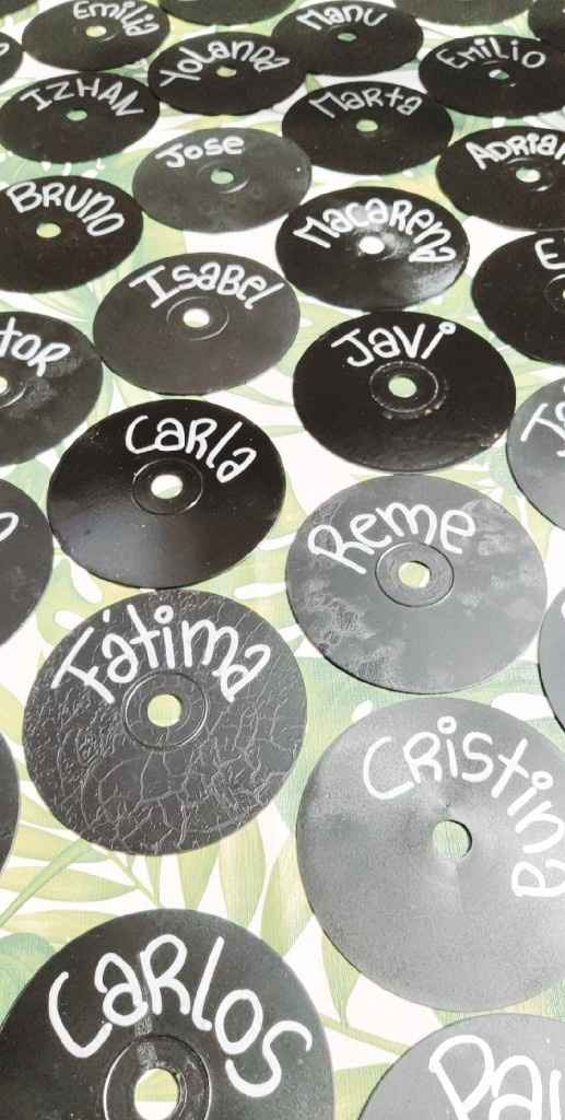 cd con nombre de invitados - 3