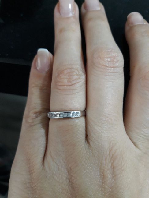 ¿Nos enseñas tu anillo de compromiso? - 1
