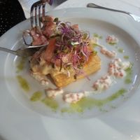 Salmon en dos cociones con escabeche de verduritas y aire de sidra