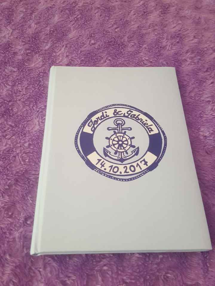  Mi libro de firmas por fin en casa !!!!! - 1