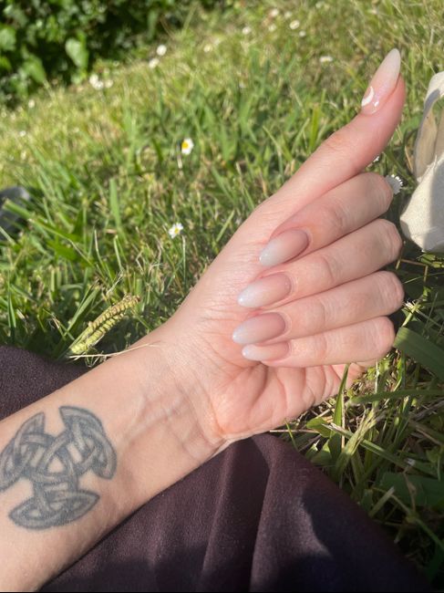 💅Dilema manicura uñas de novia (tipo y color) 5