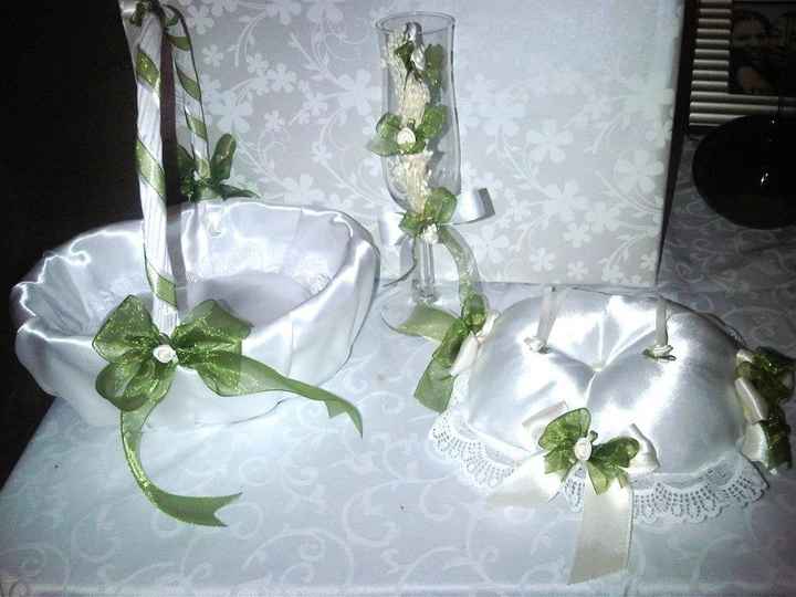 cesta y cojin 