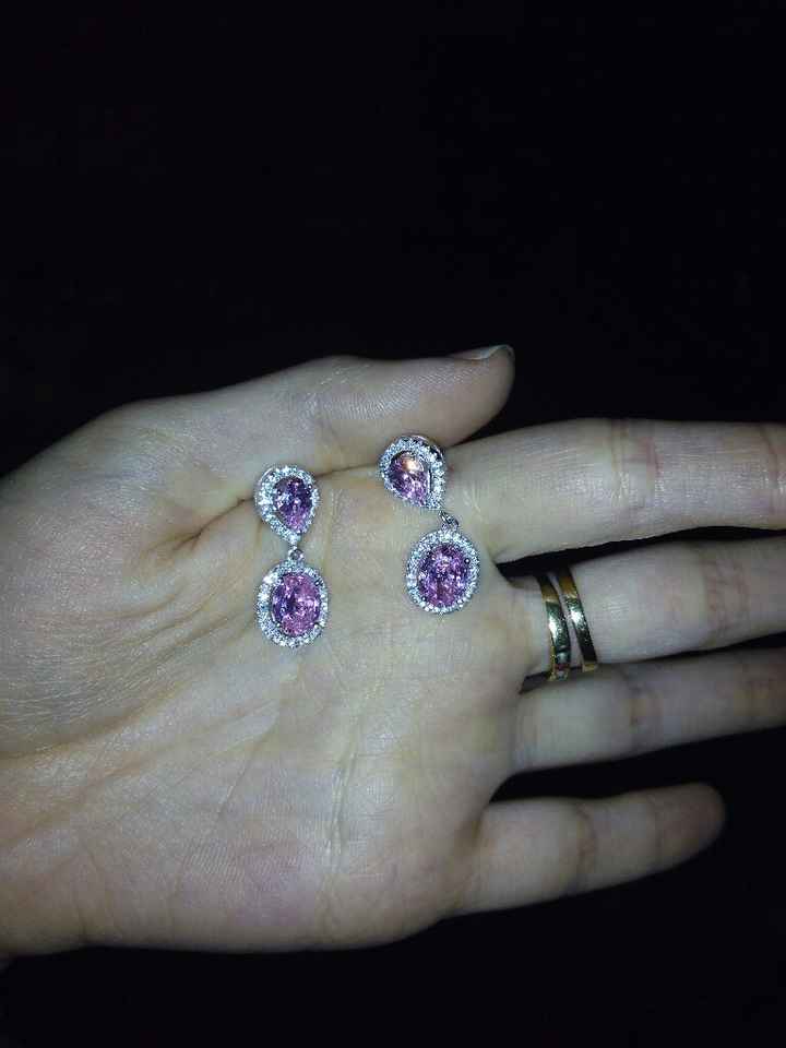 Los pendientes de todas las novias - 1