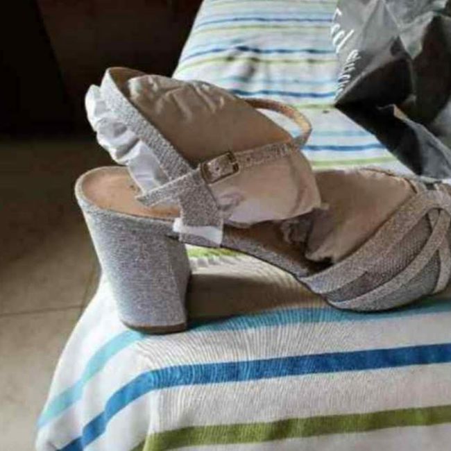 ¿Zapatos blancos vs de color? 👠 2