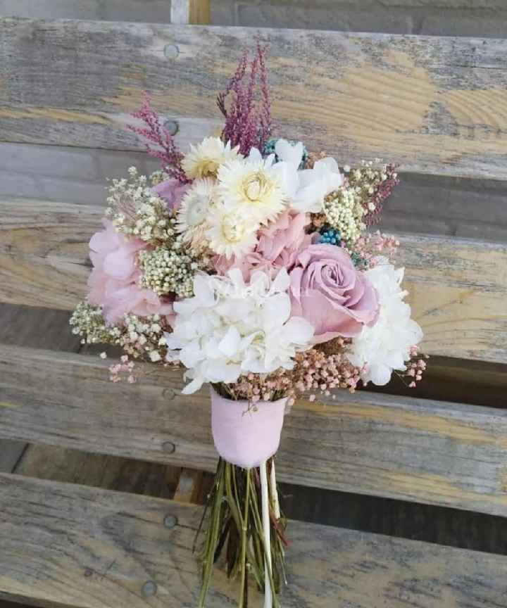 ¿Quieres un ramo de novia romántico? ¡Guíate por estos consejos! 🌸 - 1
