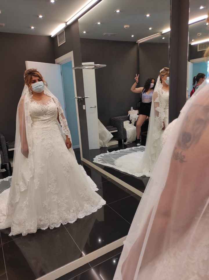 Define en comentarios cómo será tu vestido de novia 👇 - 2