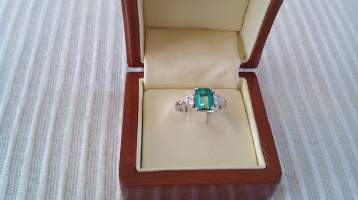 Nuestros anillos de compromiso... - 1