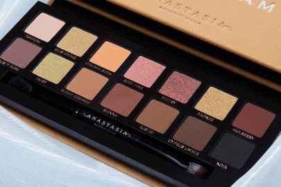 Anastasia Beverly Hills Soft Glam