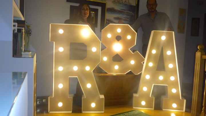 Letras luminosas gigantes - 1