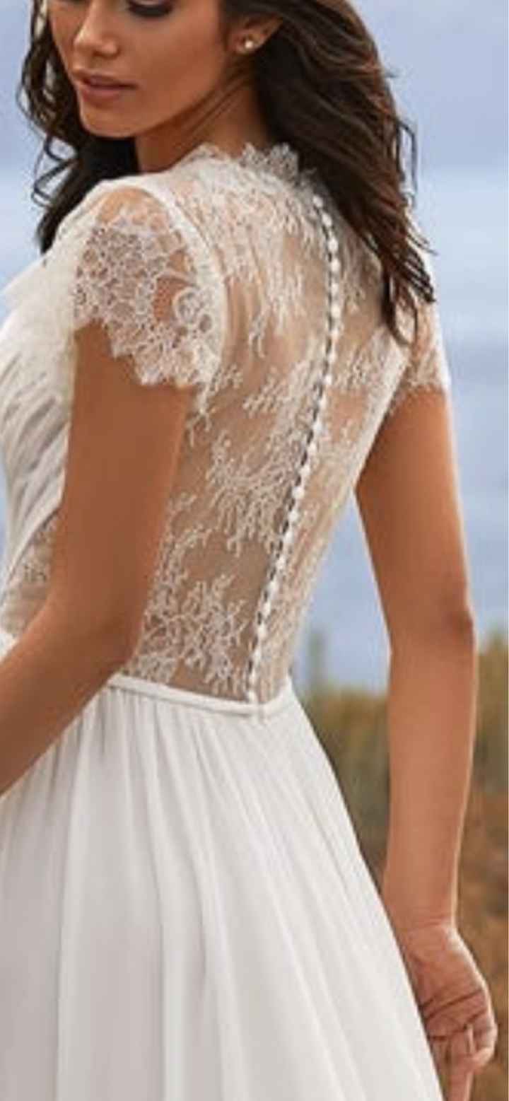 ¿Cómo es la espalda de tu vestido? - 1