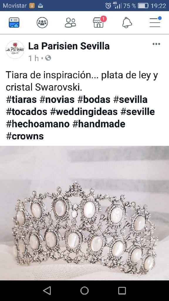 Tocado, corona o tiara - 1