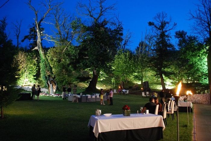Jardín del restaurante para el cóctel