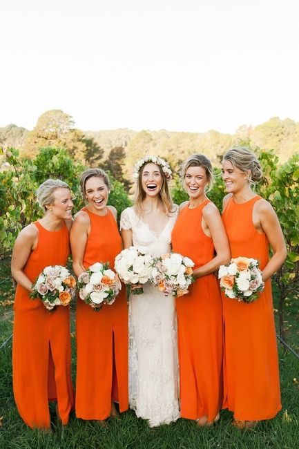 Damas de honor color naranja
