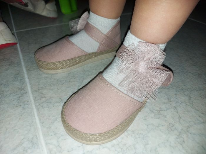 Zapatitos niña 2 años. 2