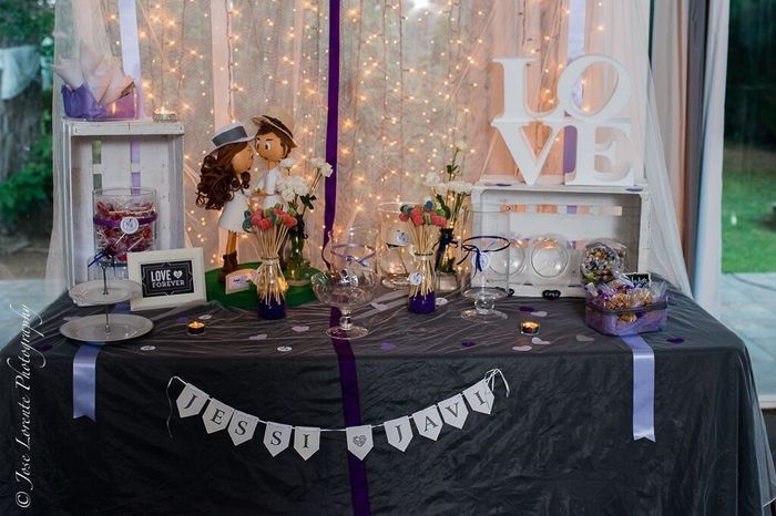 CANDY BAR