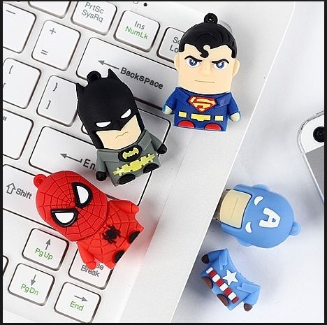 USB superhéroes