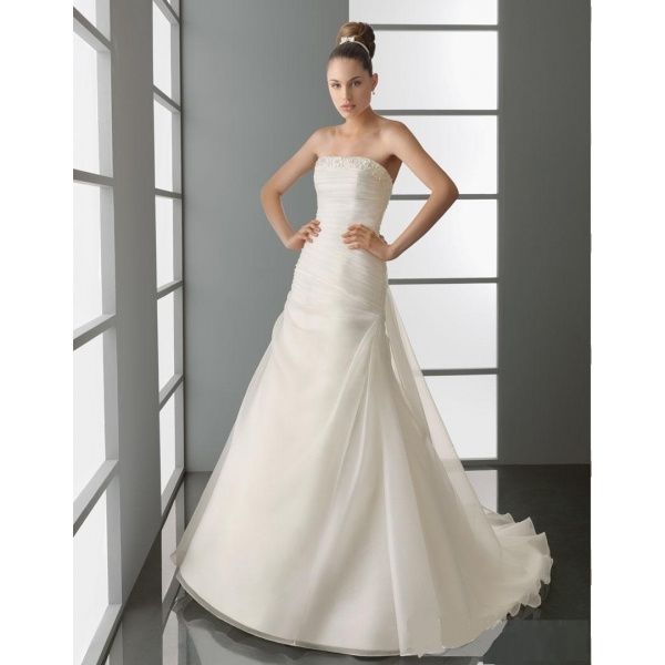 MI VESTIDO DE NOVIA