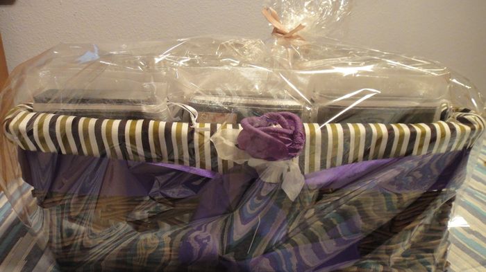 Cesta grande para los regalos de las mujeres