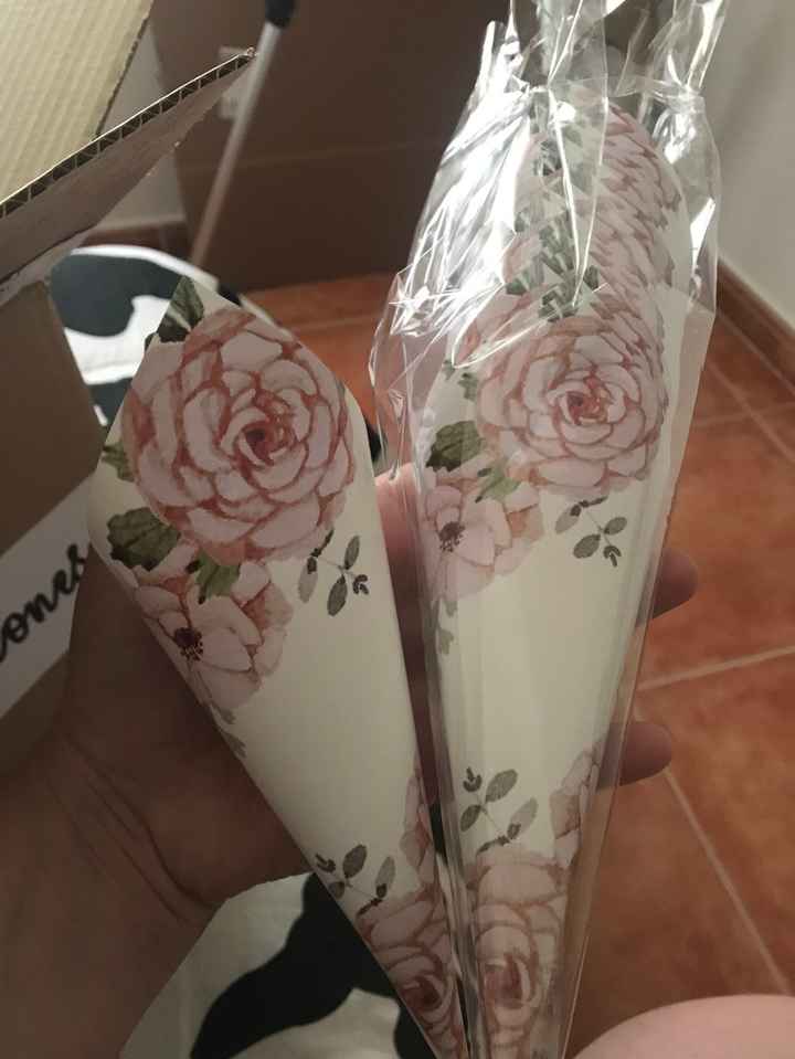 conos petalos