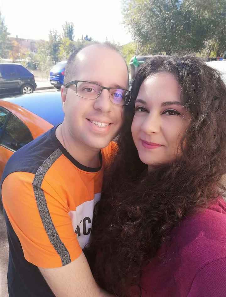 Día 2: ¡Comparte tu selfie de pareja favorito! ❤️ - 1