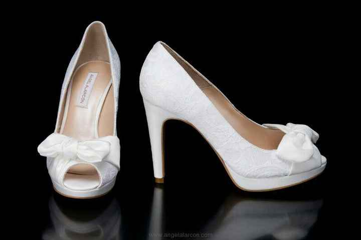 Las novias con zapatos : membur - 2