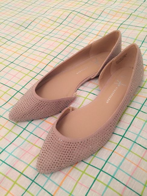 ¿cúales son vuestros zapatos? ¿blancos o de color? - 7